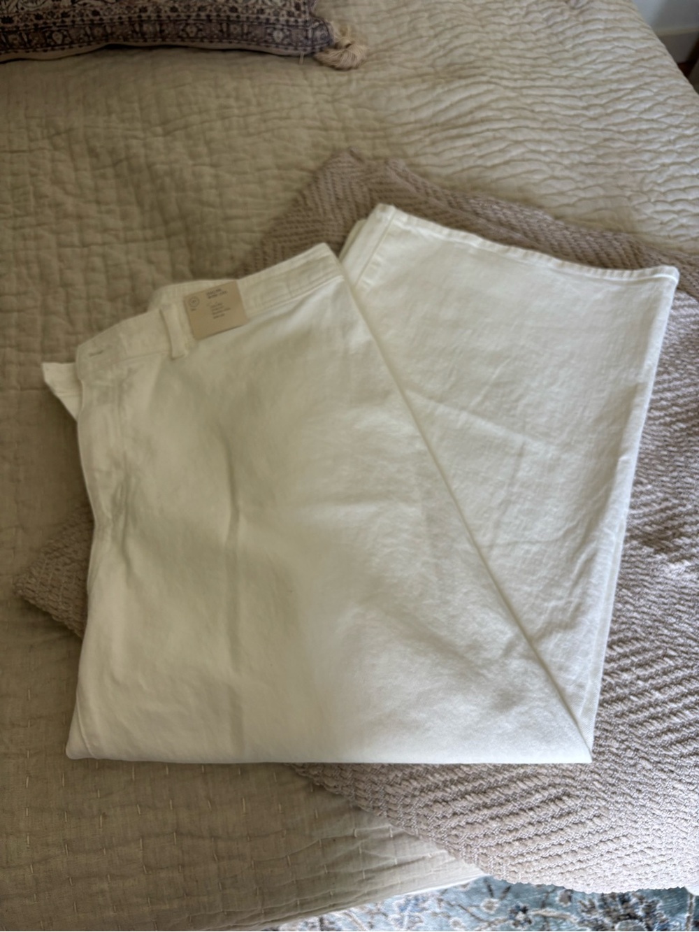 Size 17 Sailor Wide Leg Universal Thread White Women's Pants